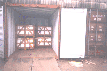 CONTAINER STUFFING OF TILES AT PORT
